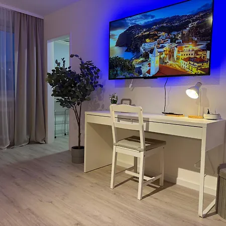 Apartment 30 Min To Duesseldorf & 30 Sec To Schwebebahn