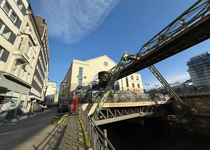 Appartement 30 Min To Duesseldorf & 30 Sec To Schwebebahn Wuppertal